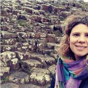 Profesora especializada en un empresa, así también cuento con formación en otras áreas orientadas en la esfera jurídica
